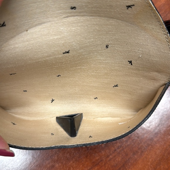 KATE SPADE sunglasses w/case - Picture 5 of 7